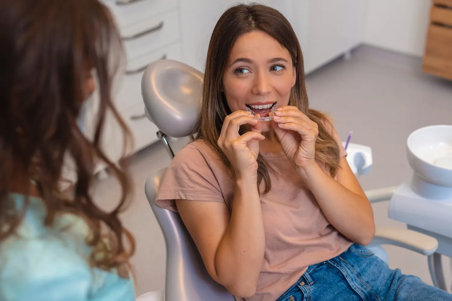 Nakładki Invisalign Warszawa